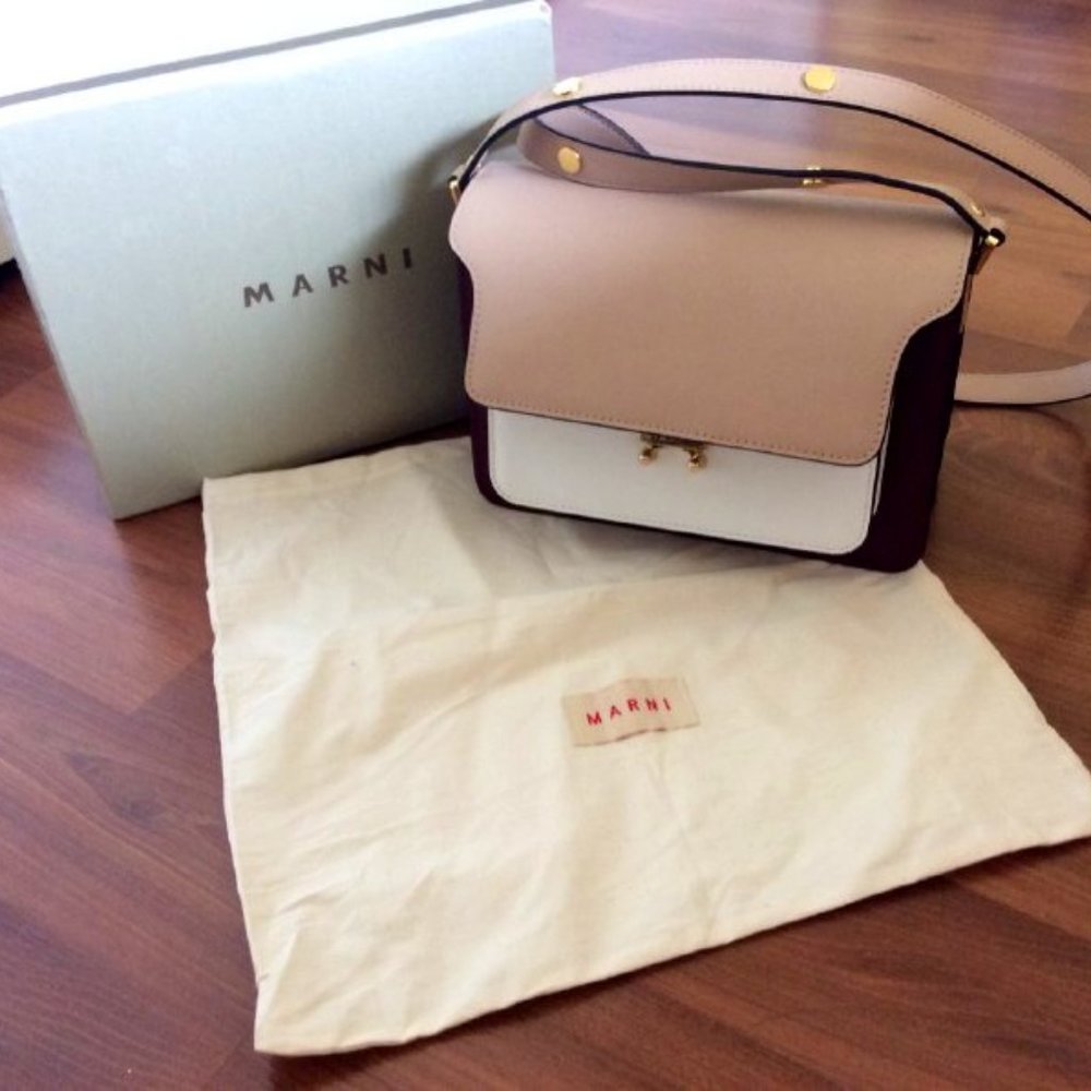 Textured leather Marni Trunk shoulder bag